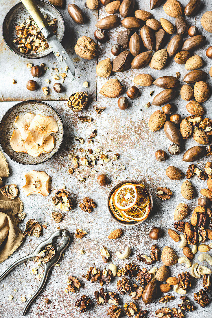 Nuts and dried fruits