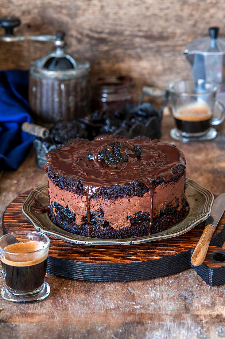 Prune chocolate cake