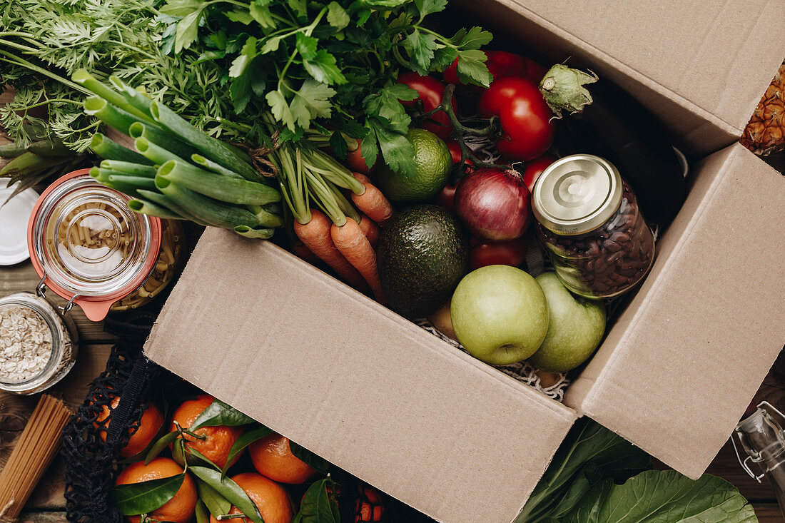 Food selection in paper box