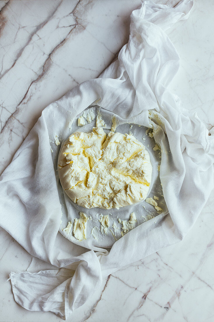 Labneh in cheese cloth