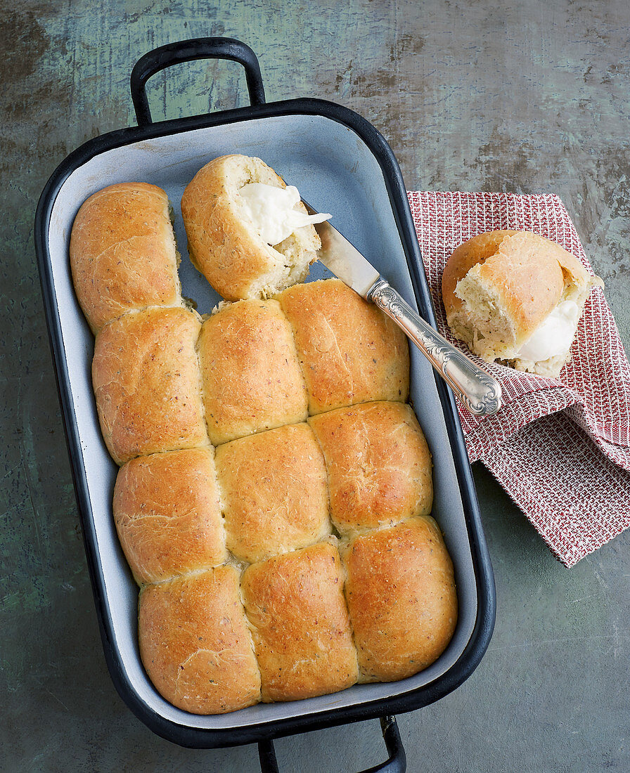 Nut Buchteln (baked, sweet yeast dumplings)