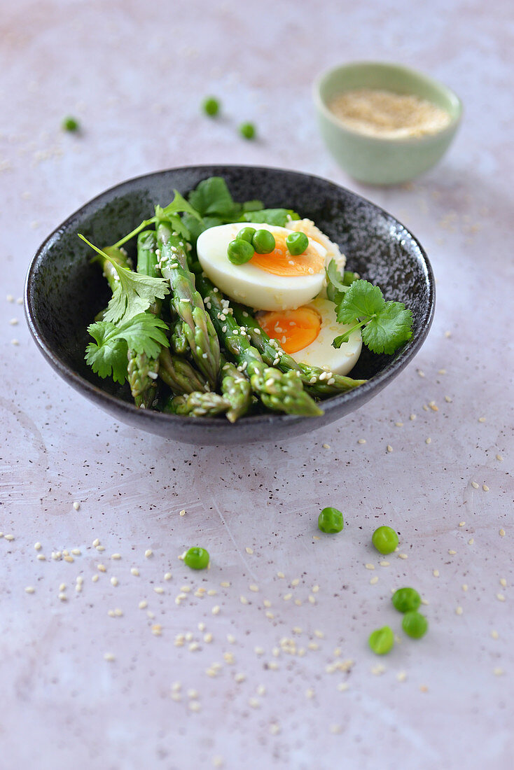 Egg with asparagus healthy breakfast