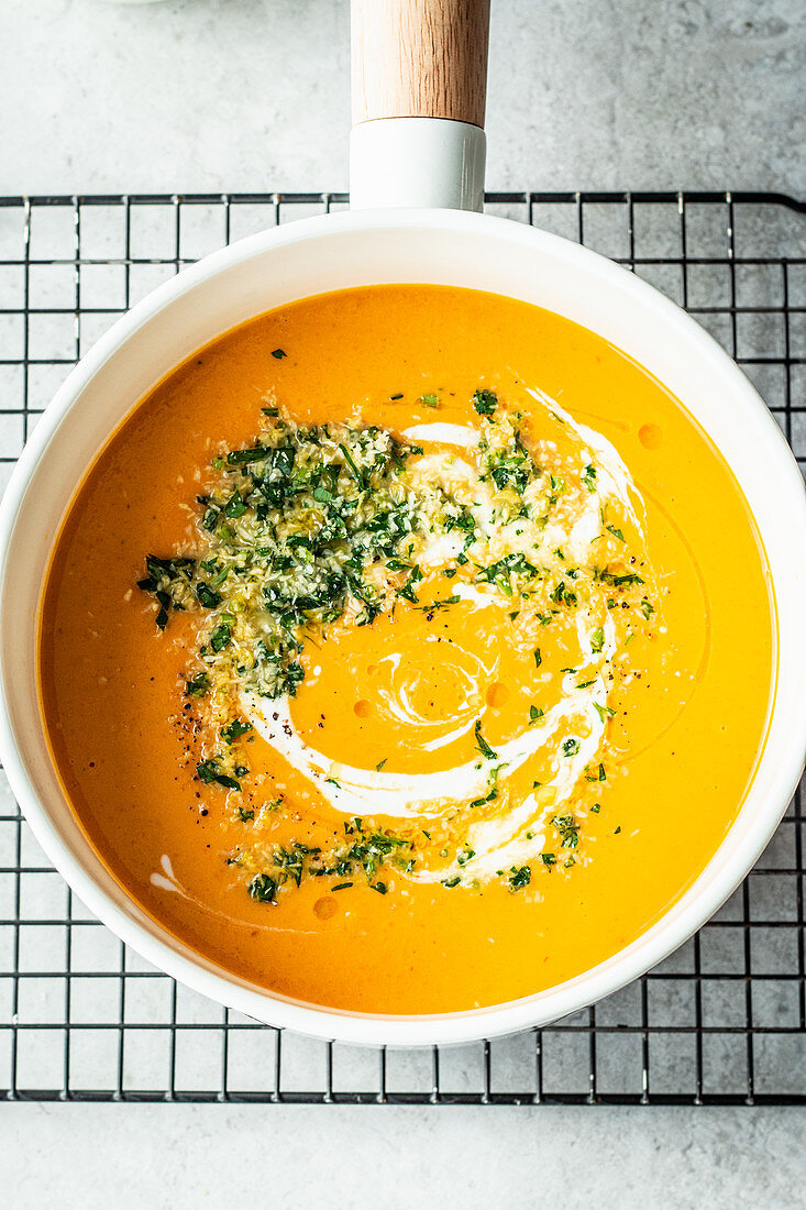 Carrot soup with ginger and coconut milk