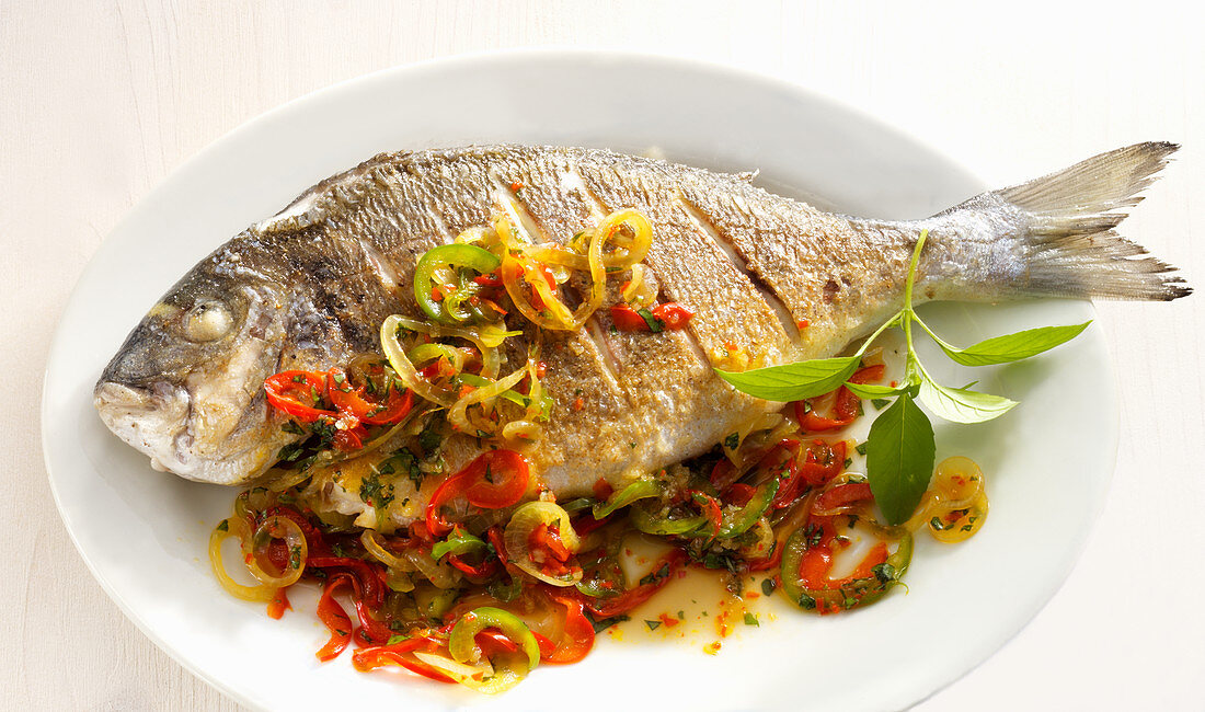 Fried fish with chillies