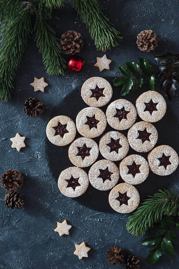 Christams linzer cookies filled with jam