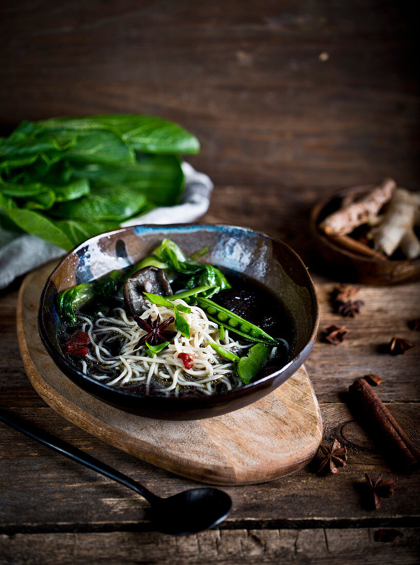 Poup with shitake muschrooms and bok choy