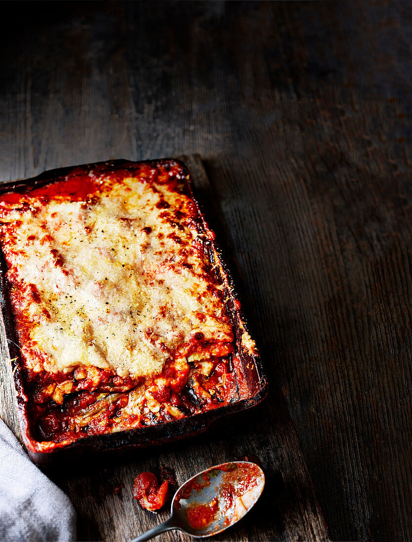 Parmigiana Di Melanzane (aubergine casserole, Italy)