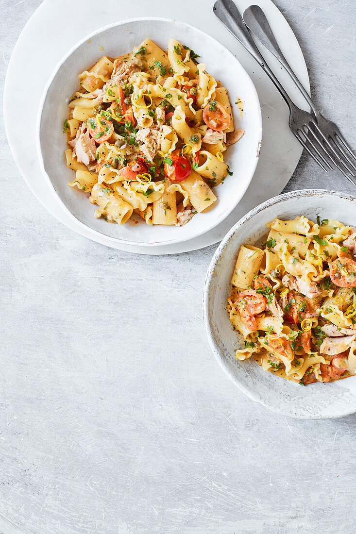 Lemony tuna, tomato and caper one-pot pasta