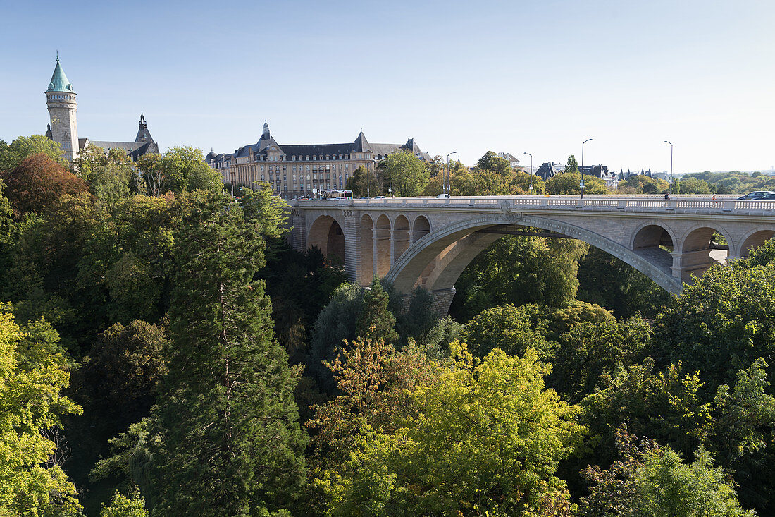 Adolphe Brücke über die Peitruss Schlucht, Luxemburg-Stadt, Luxemburg