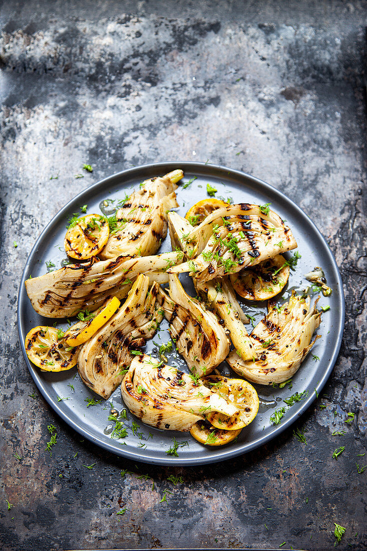 Grilled fennel with lemon marinade