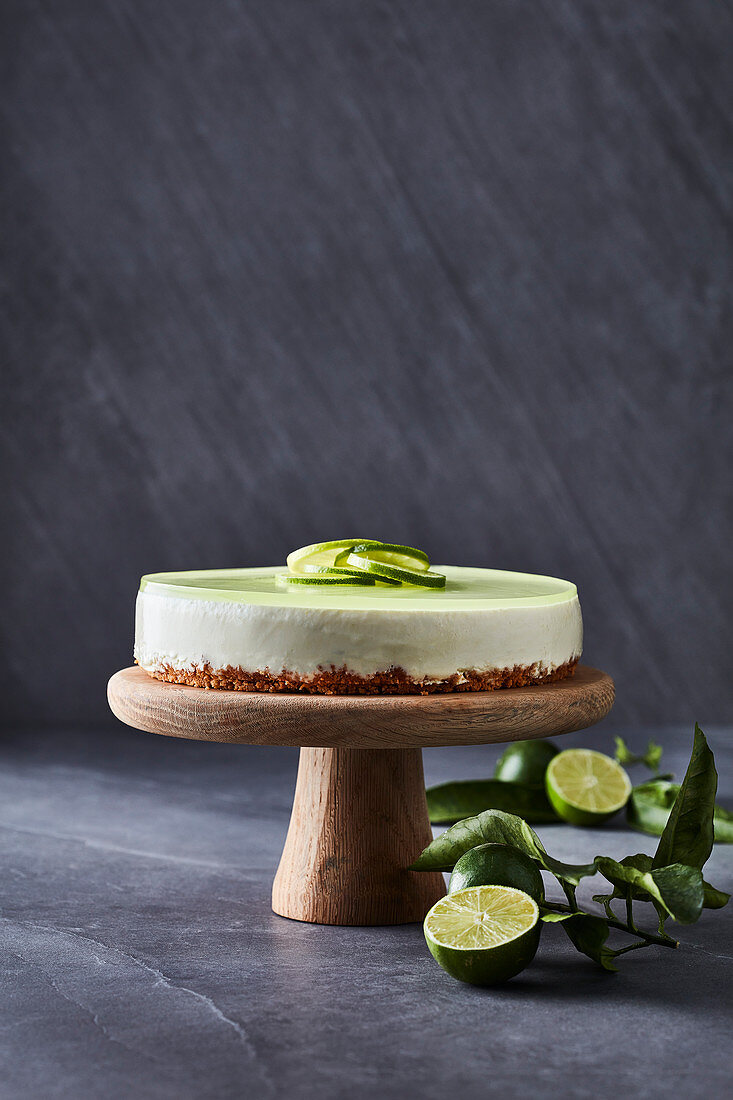 Lime cheesecake on a cake stand