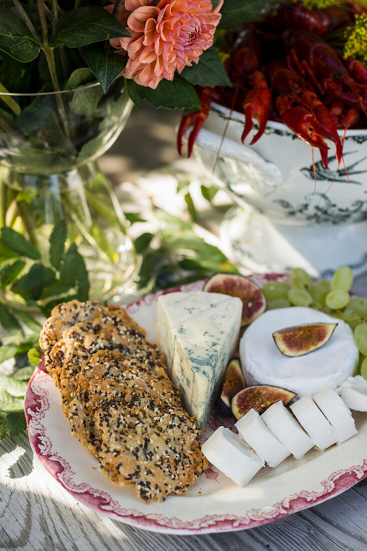 Seeded Cheese crackers