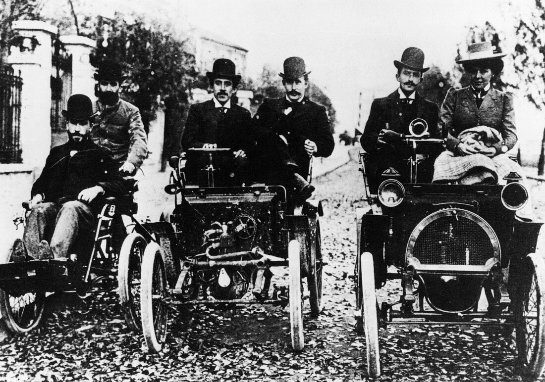 The Renault brothers, 1898