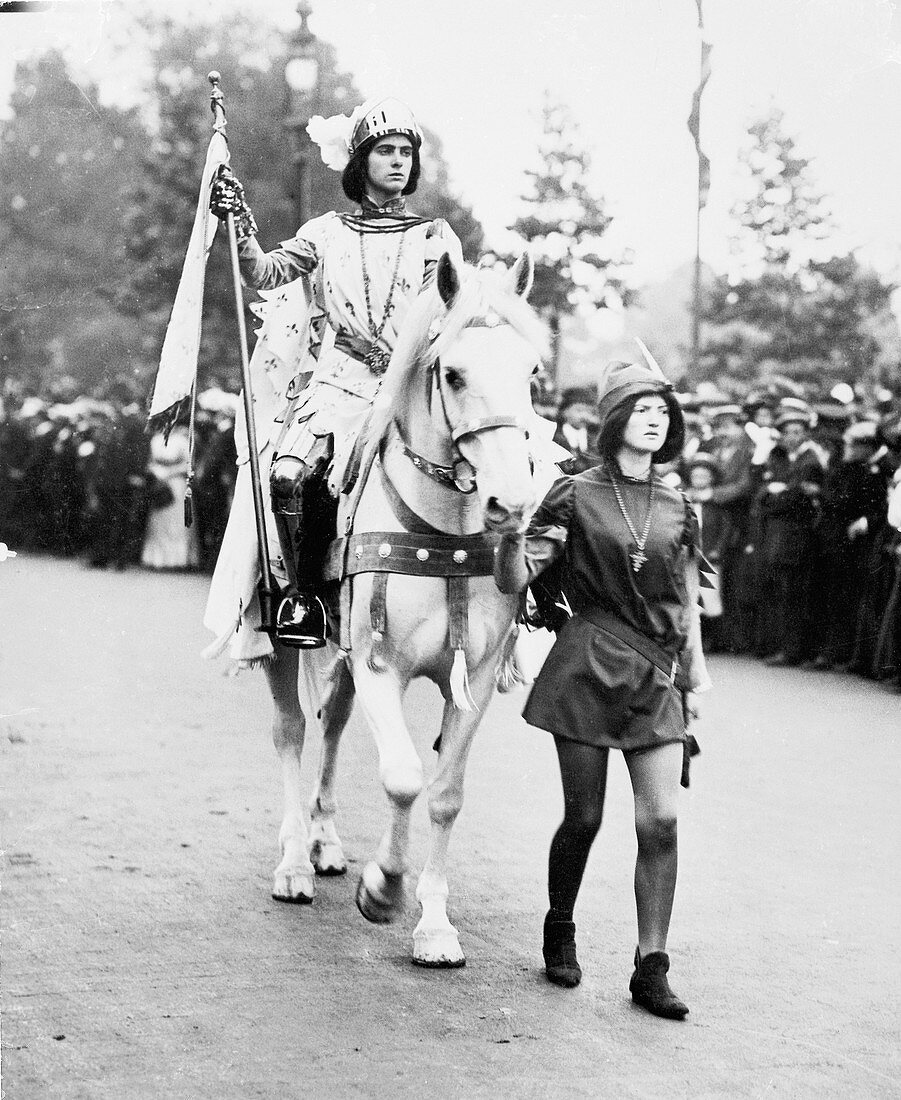 Marjorie Annan Bryce dressed as Joan of Arc, 1911
