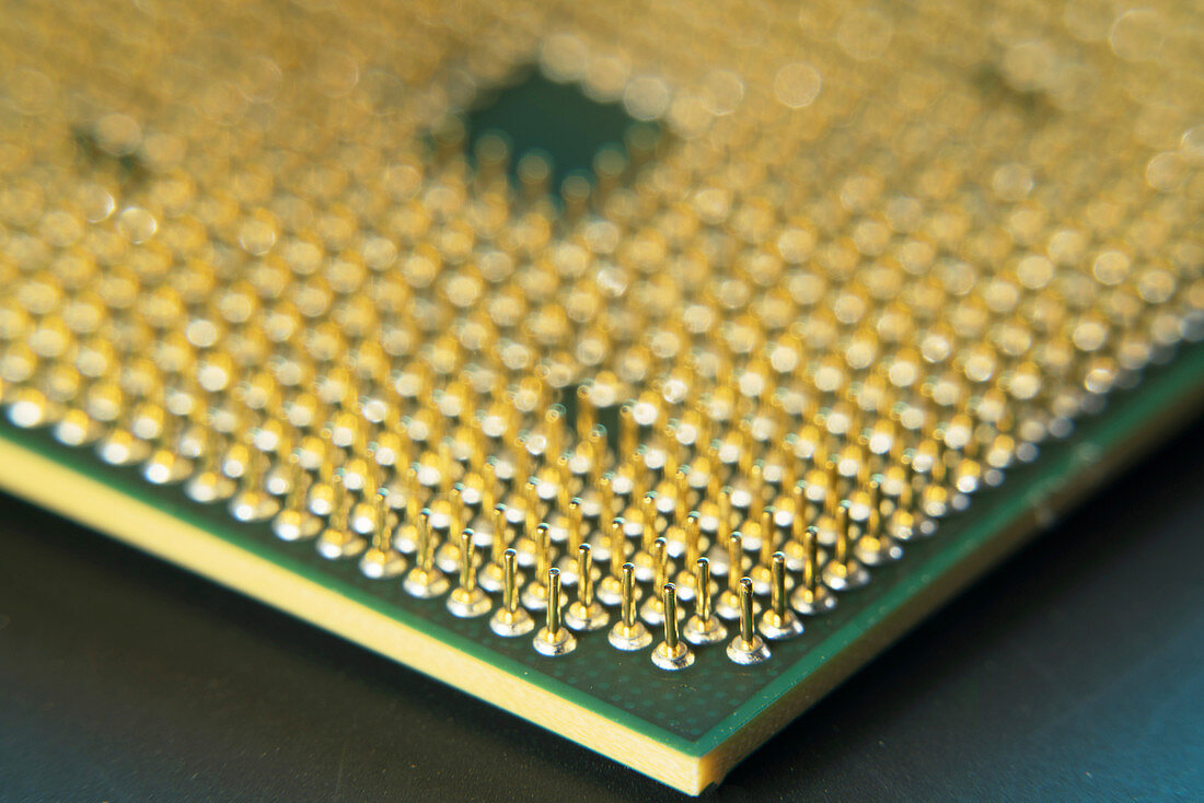 Silicon crystal digital processor