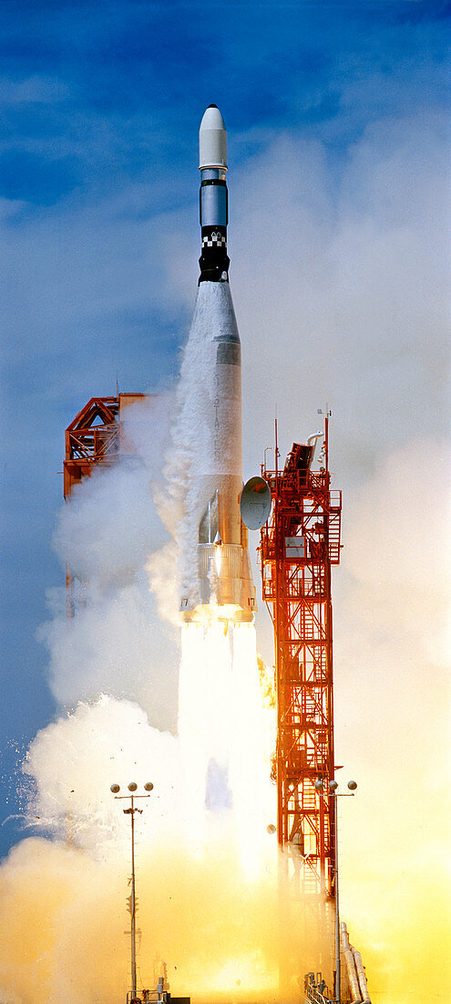 Lunar Orbiter 1 launch, 1966