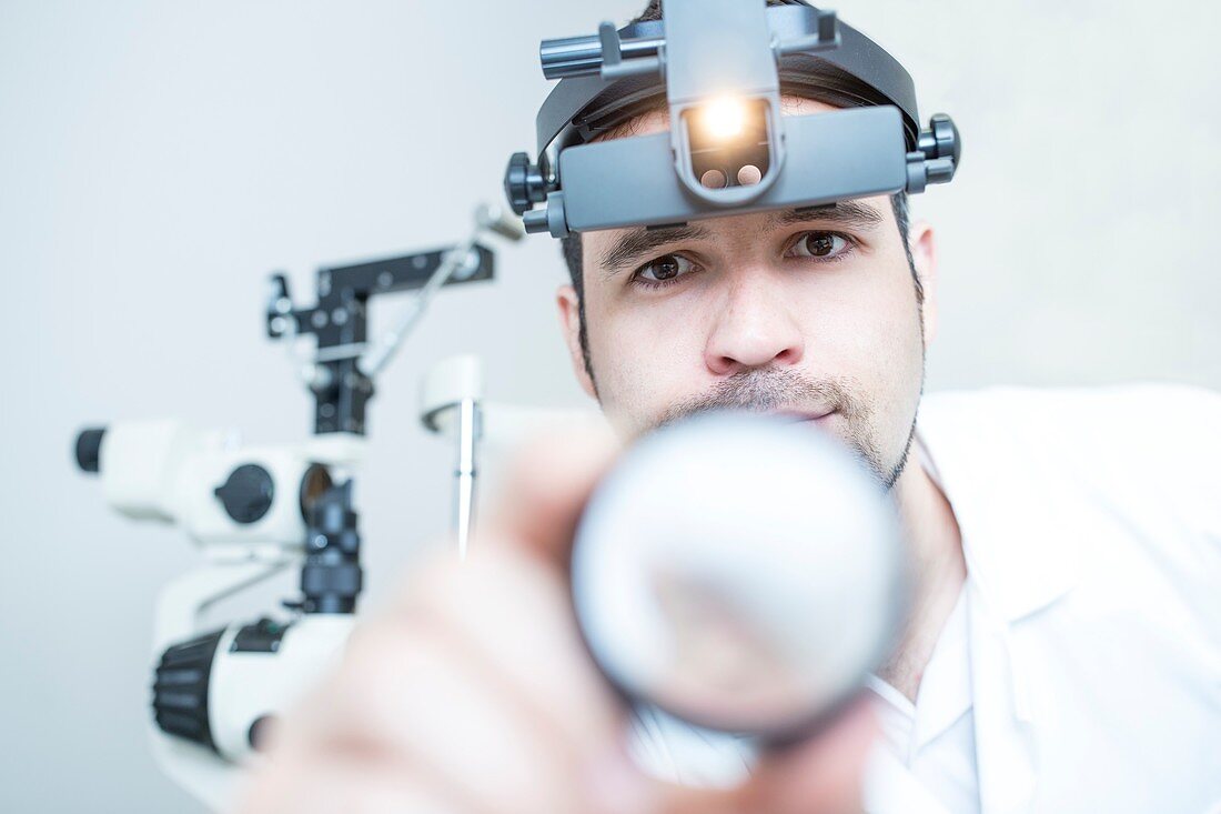 Indirect ophthalmoscope eye examination