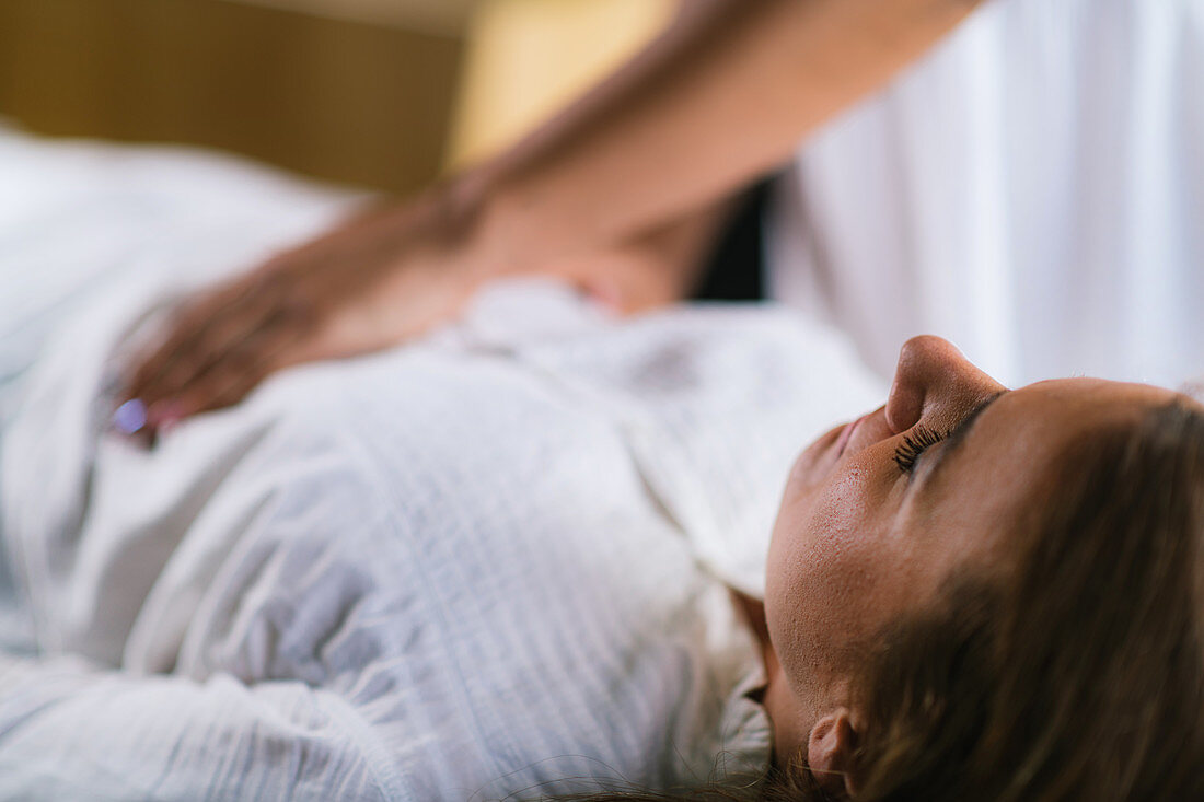 Reiki healing treatment