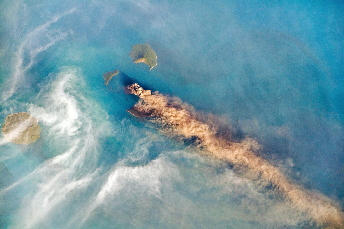 Volcanic activity at Anak Krakatoa,ISS image