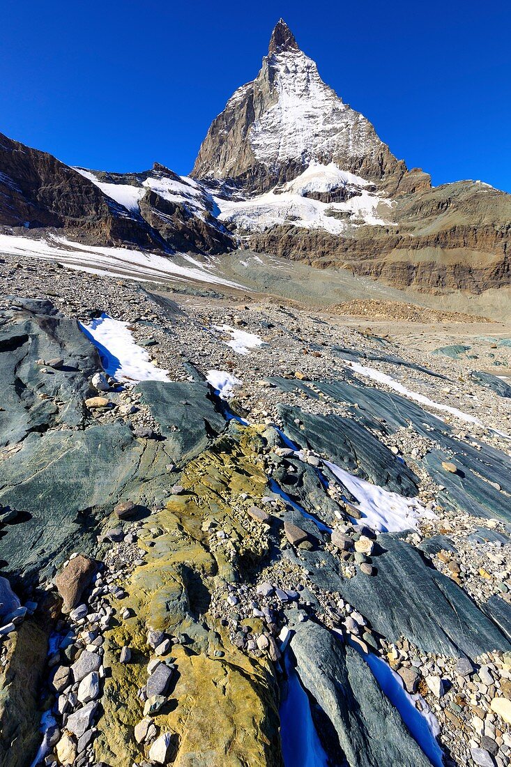 Matterhorn,serpentinite and rodingite