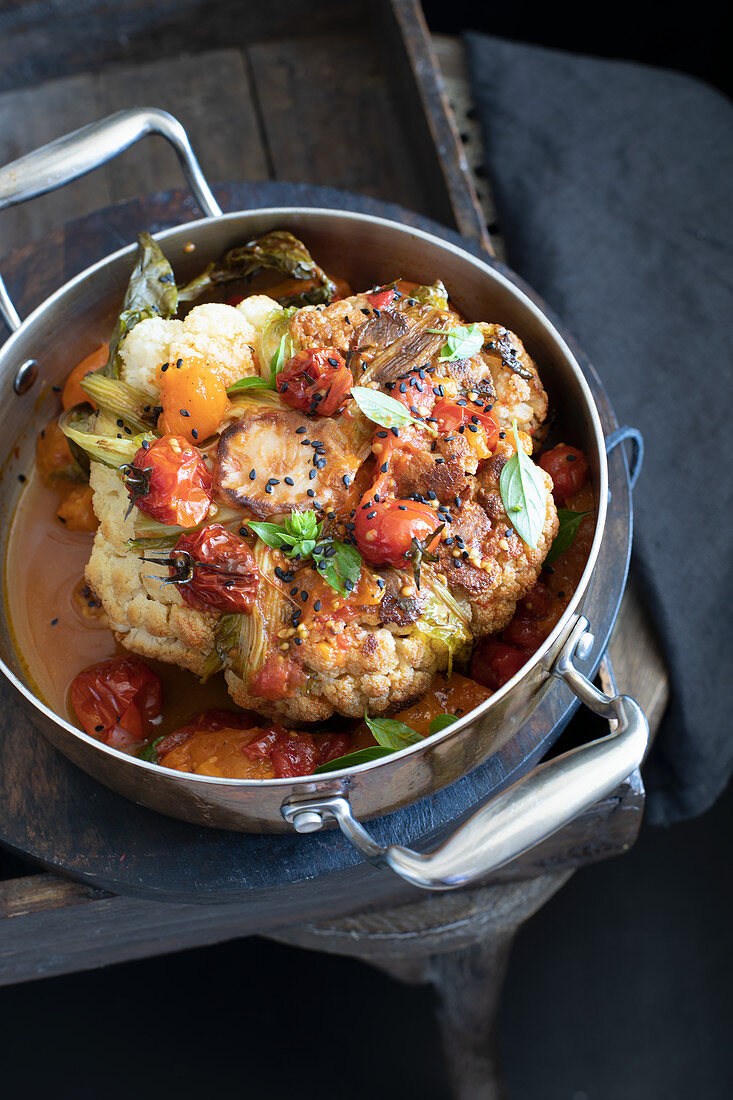 Cauliflower baked with tomato confit