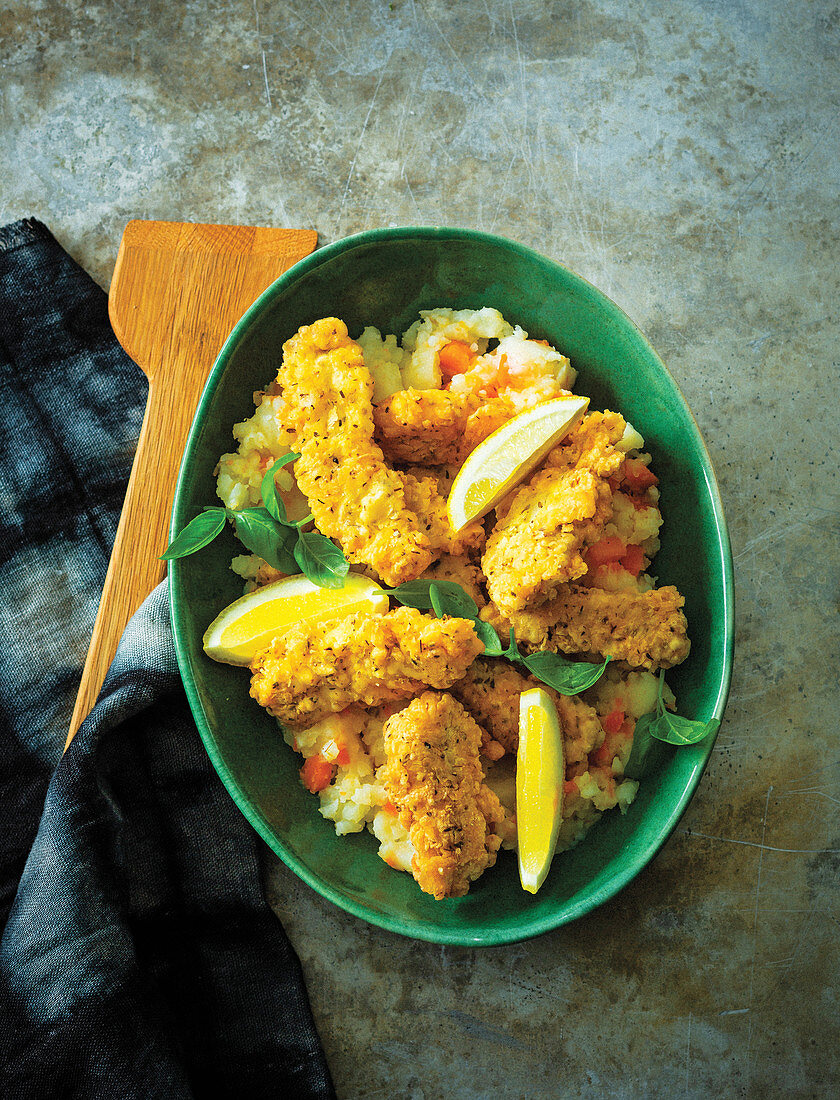 Fisch-Goujons mit Kartoffel-Möhren-Püree