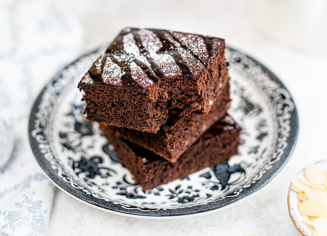 Brownies mit Puderzucker