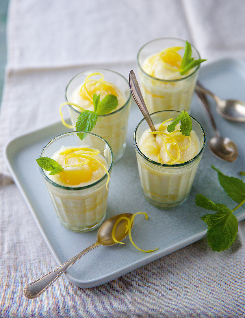 Apple mousse with mint leaves