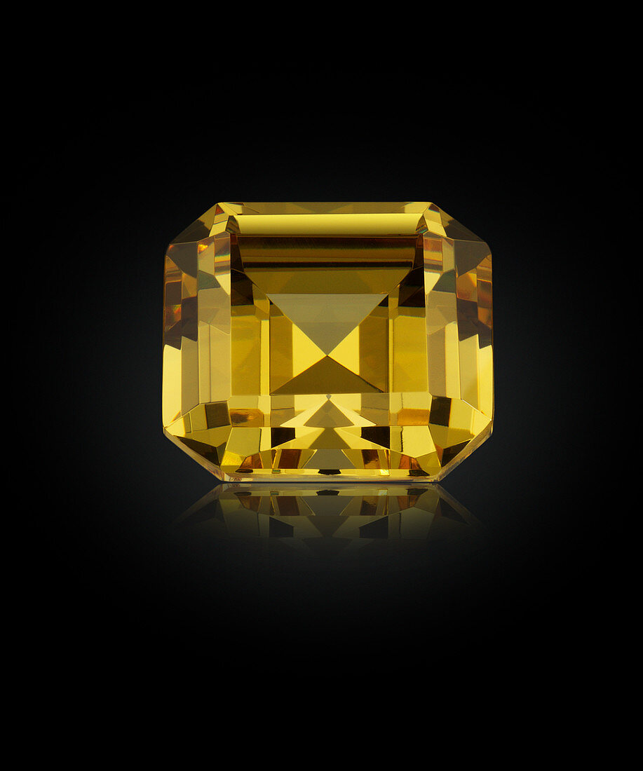 Asscher cut diamond gemstone