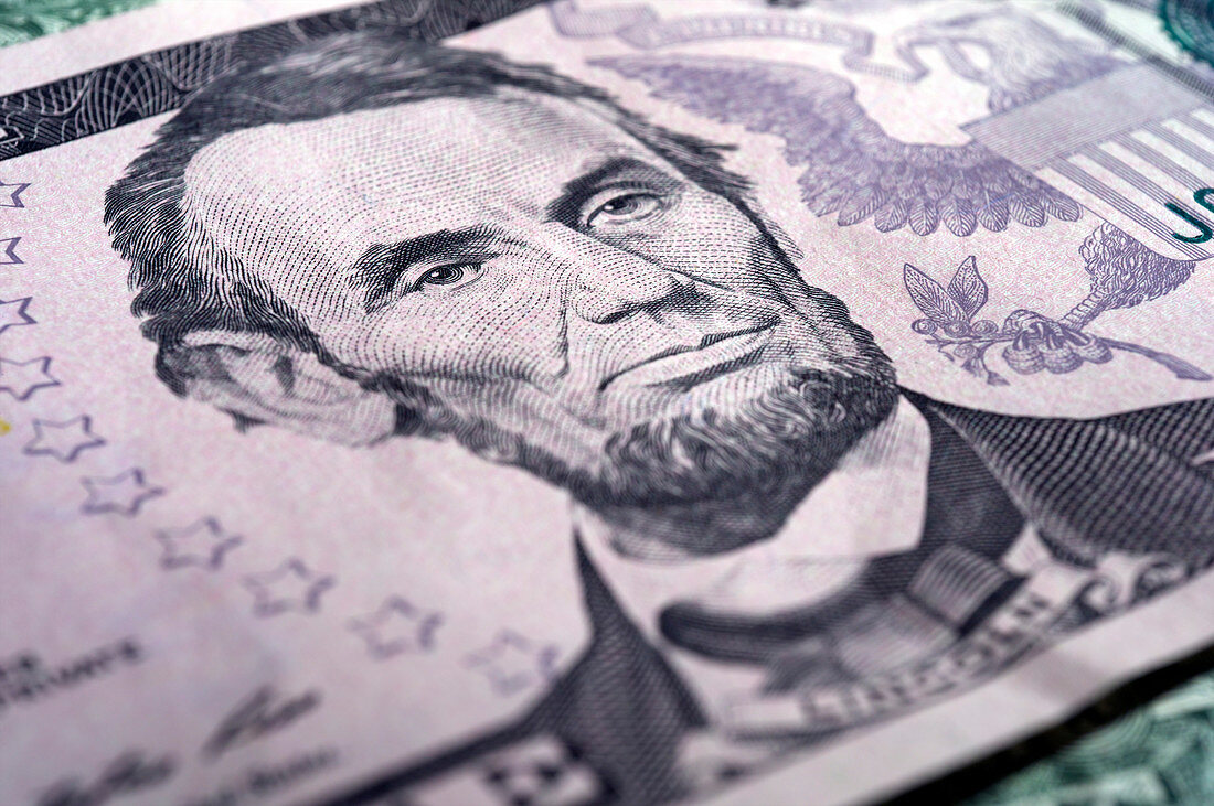 Abraham Lincoln US five dollar bill
