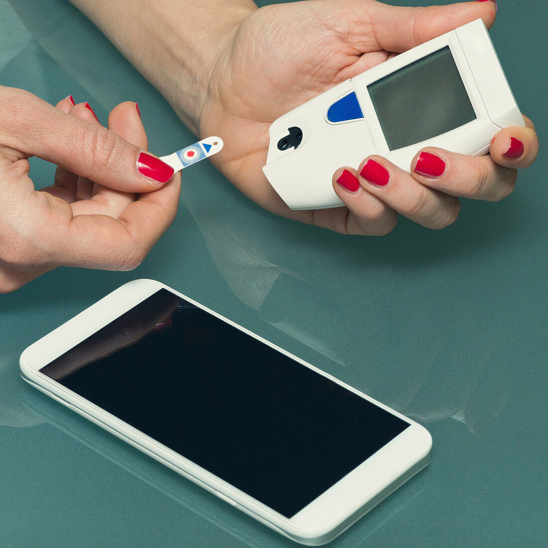 Personal blood glucose meter
