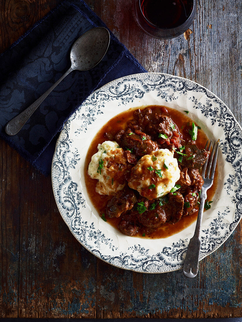 Beef Casserole with Cheesy Herb Dumplings (Slow cooking)
