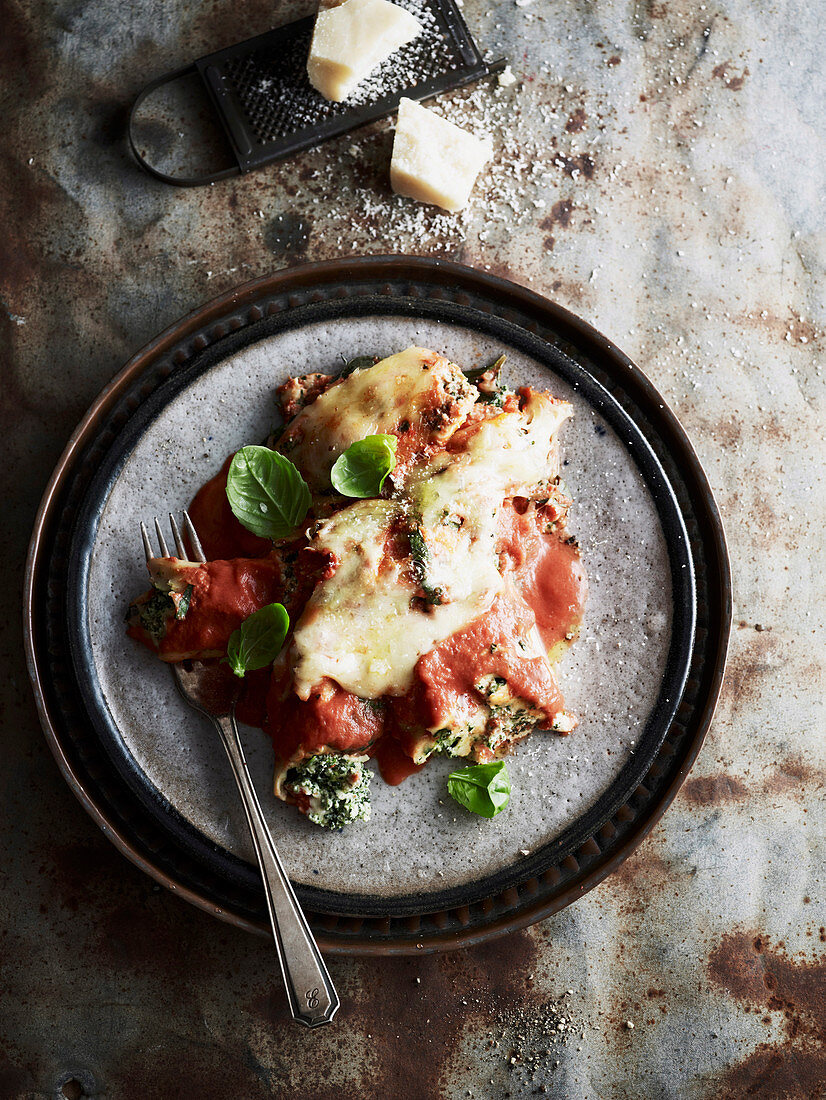 Drei-Käse-Cannelloni mit Spinat (Slow Cooking)