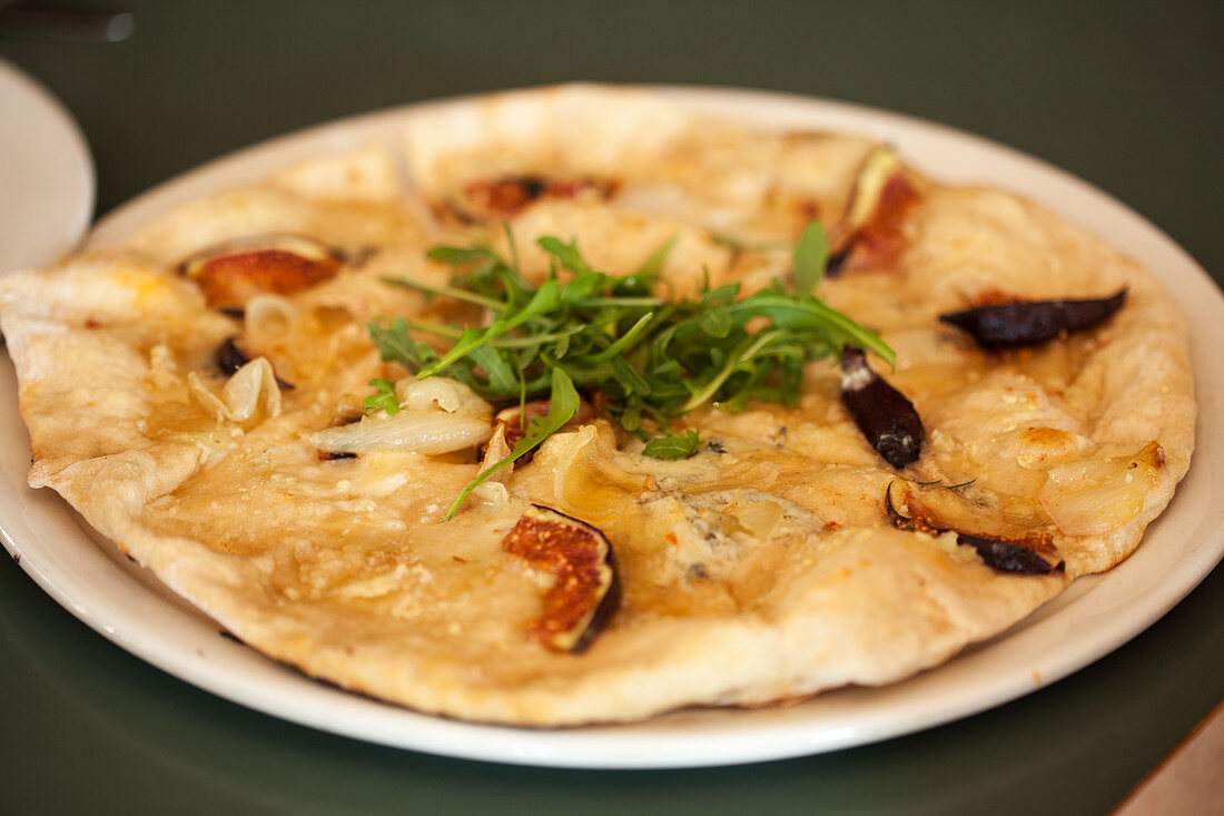 Focaccia Pizza with Figs
