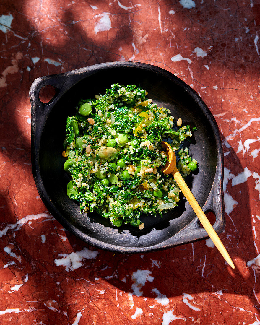 Couscous with green vegetables and herbs