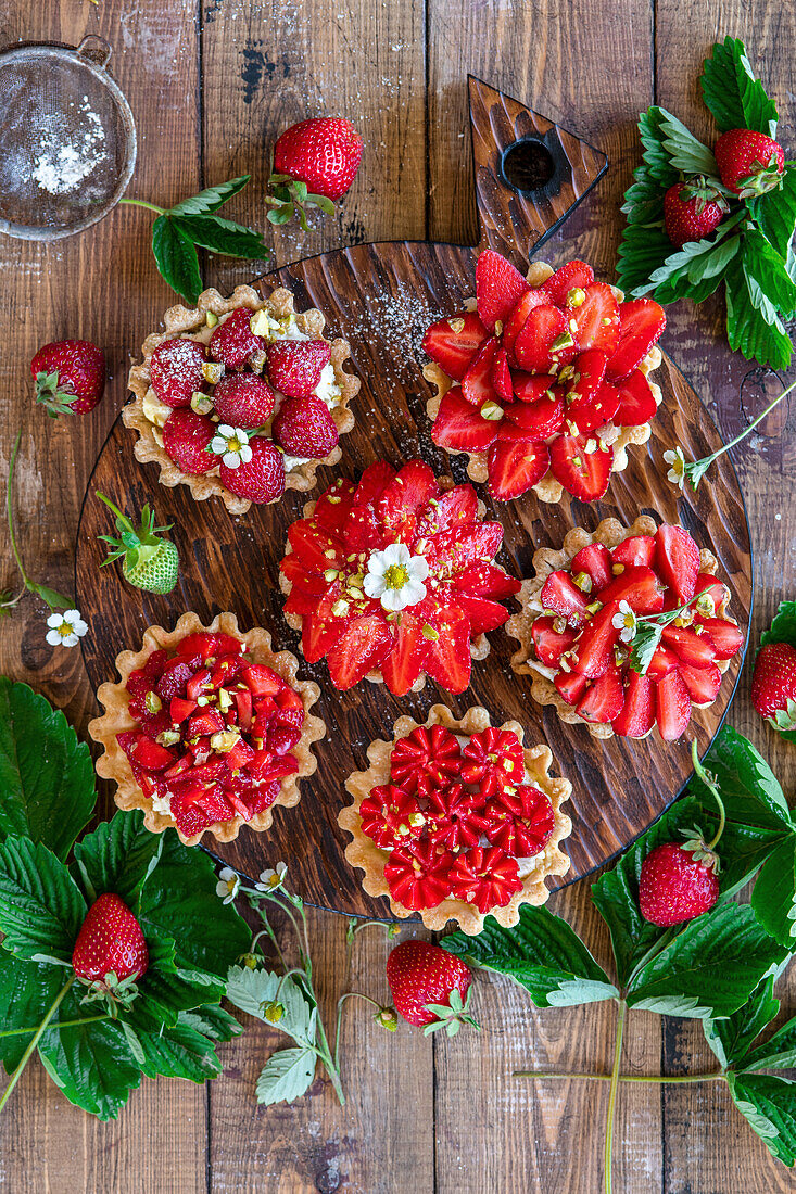 Strawberry tartlets