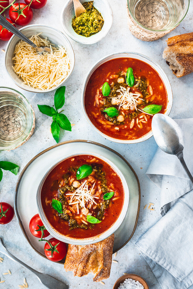 Mediterranean tomato soup with risoni and basil pesto