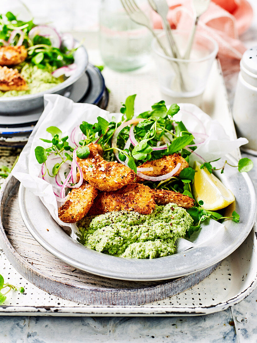 Low carb fish fingers with mushy broad beans