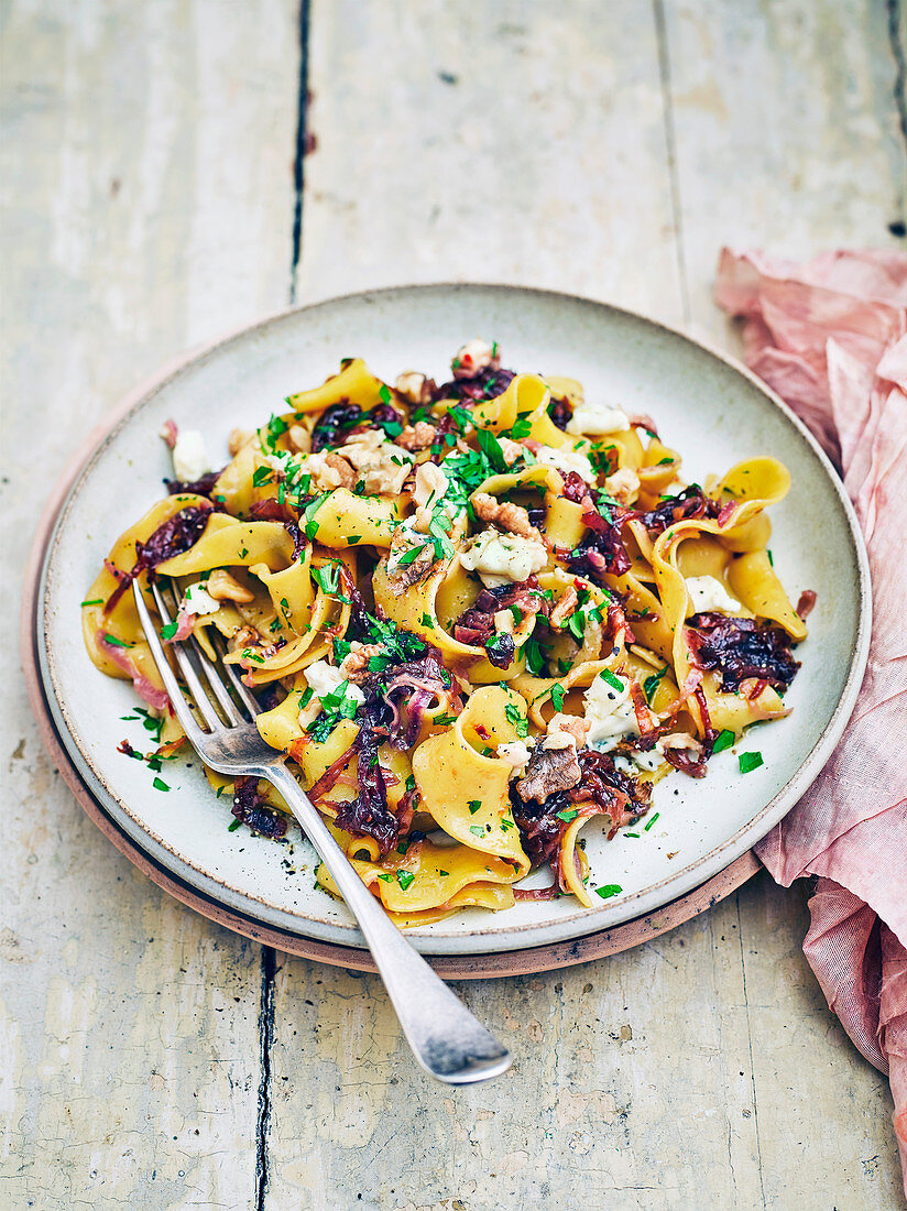 Pappardelle with caramelised onion, dolcelatte and walnuts