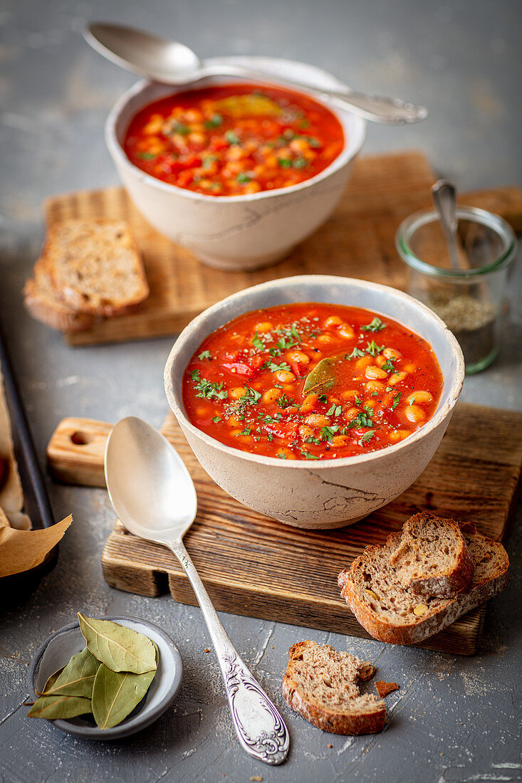 Bohnen-Tomaten-Suppe