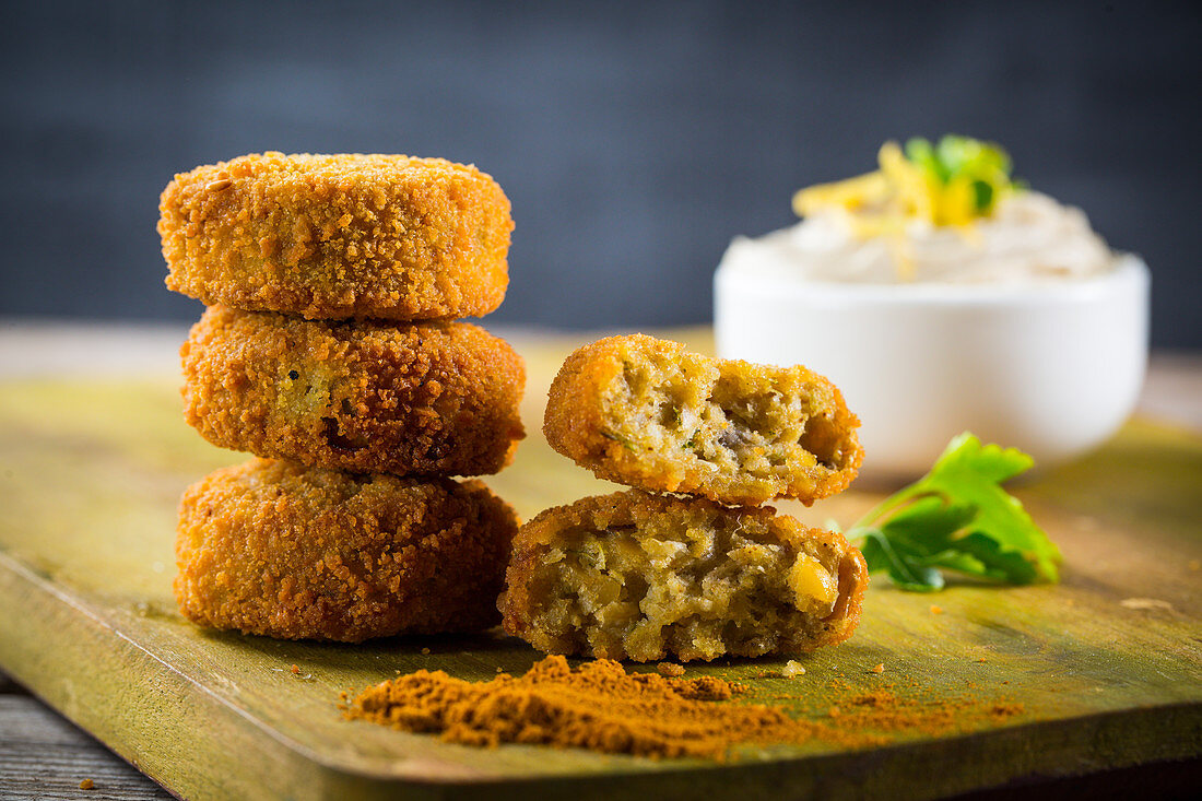 Falafel with tzatziki