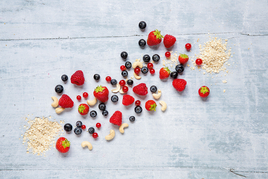 Muesli ingredients: berries, nuts and oats