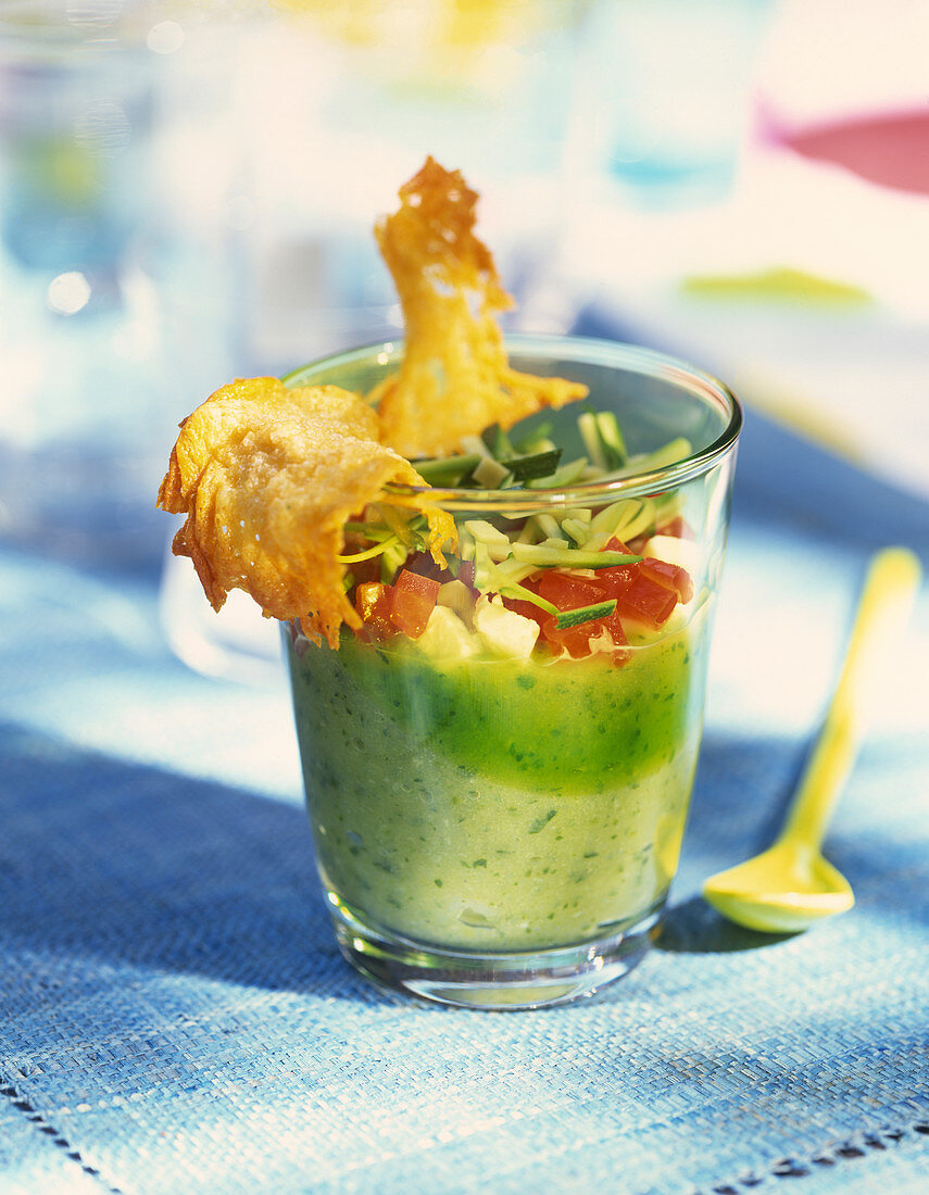 Courgette cream verrine with Parmesan chips
