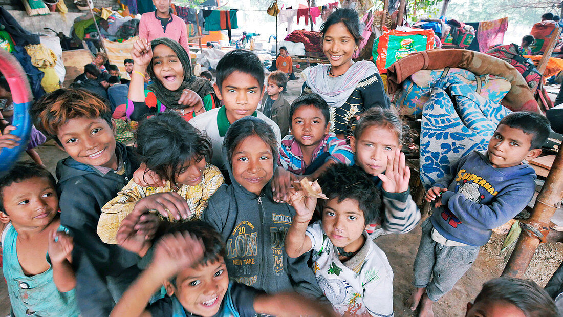 Children in a slum in India