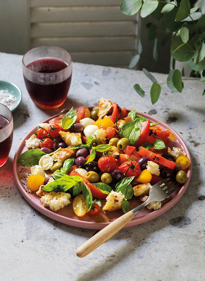 Panzanella - toskanischer Brotsalat