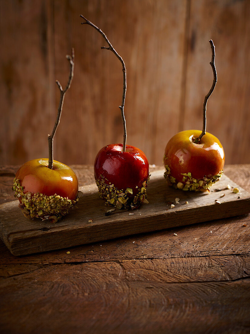 Toffee apples