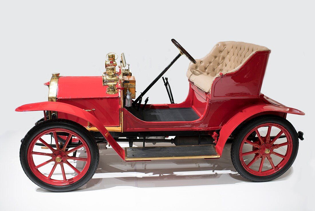 1909 Le Zebre motor vehicle.
