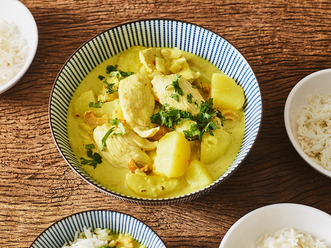 Yellow curry with chicken (Thailand)