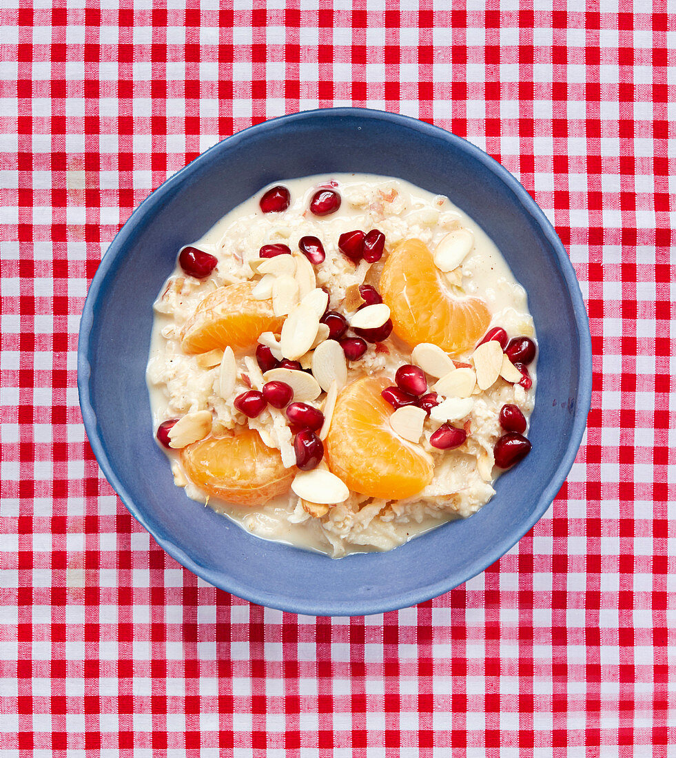 Apple and clementine Bircher muesli