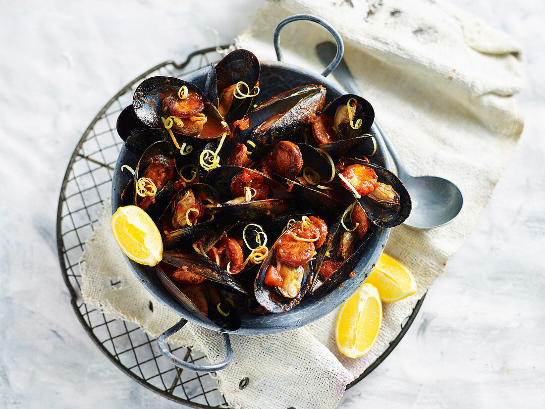 Chorizo Mussels